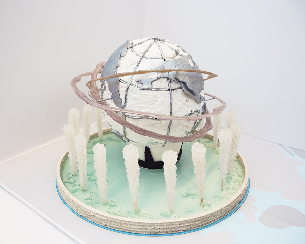 Check Out The Iconic Buildings Built From Cake At The Great ...