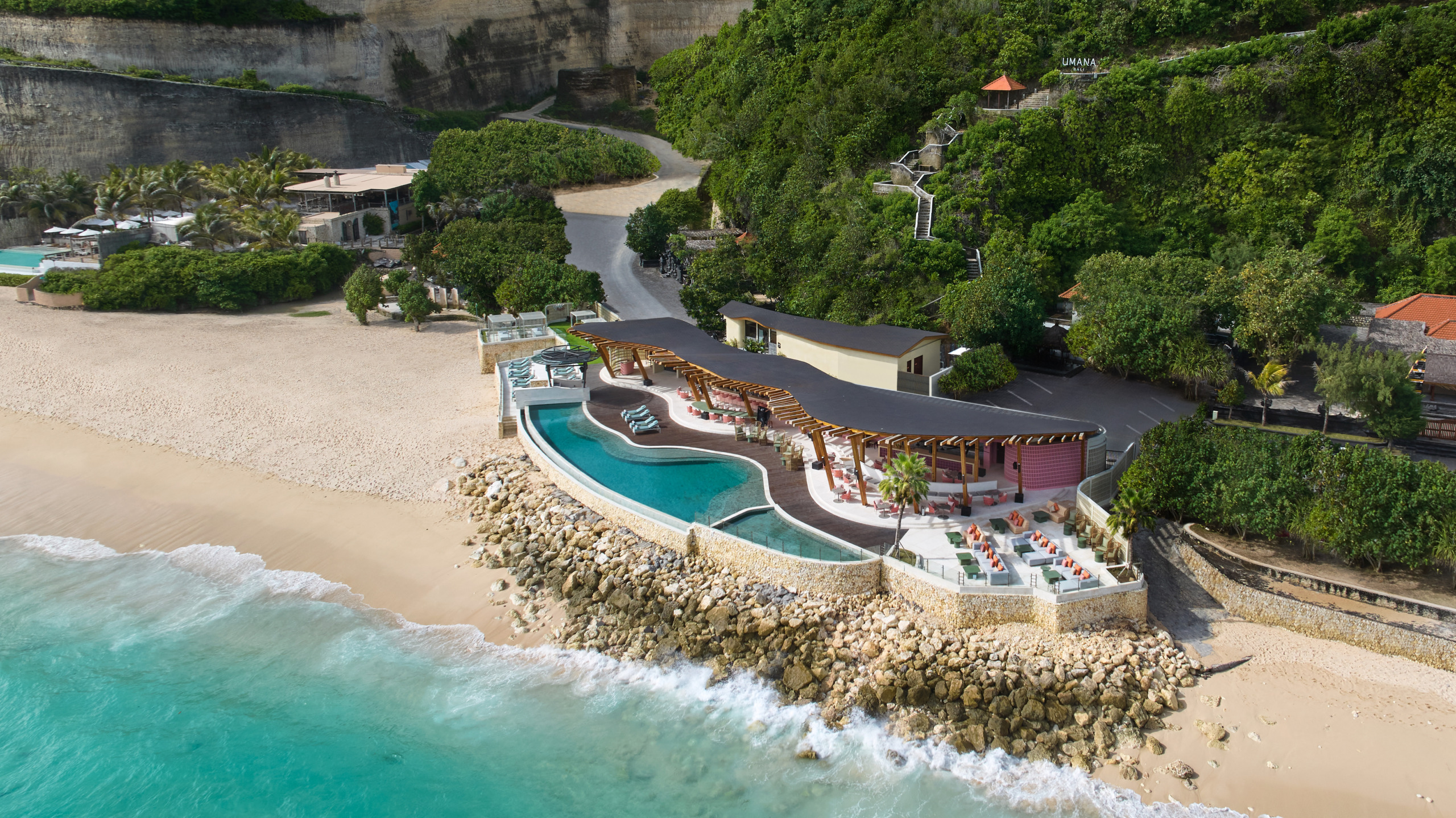 Uma Beach House, the beach club at Umana Bali