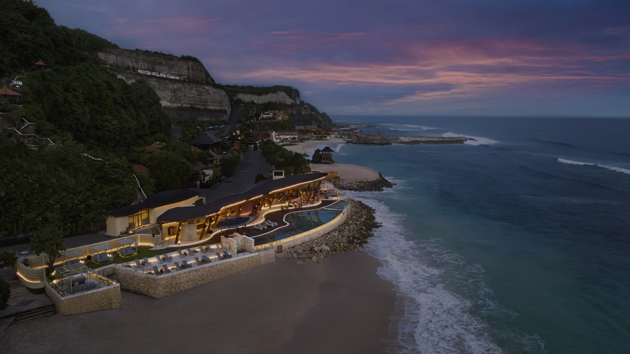 Uma Beach House, the beach club at Umana Bali